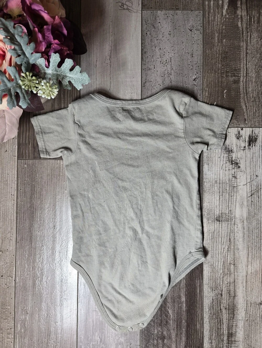 Cowboys Team Apparel Baby 18M Beige Dallas Cowboys Bodysuit